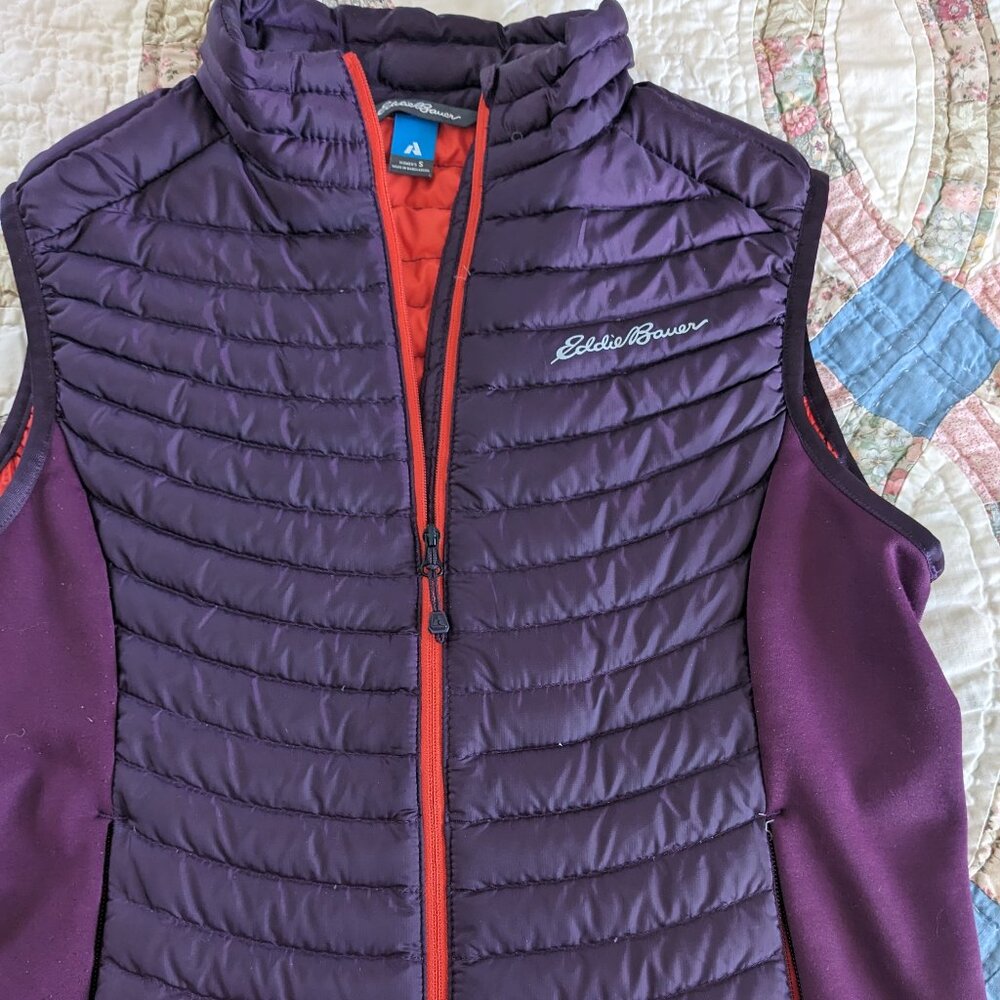 Woman's Eddie Bauer First Ascent Storm Down Vest - Small
